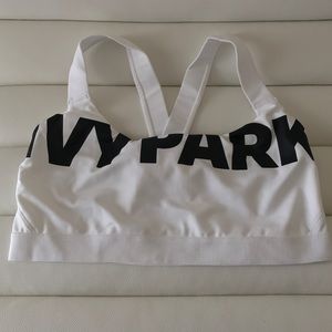 NWOT - 🌟 Ivy Park Sports Bra