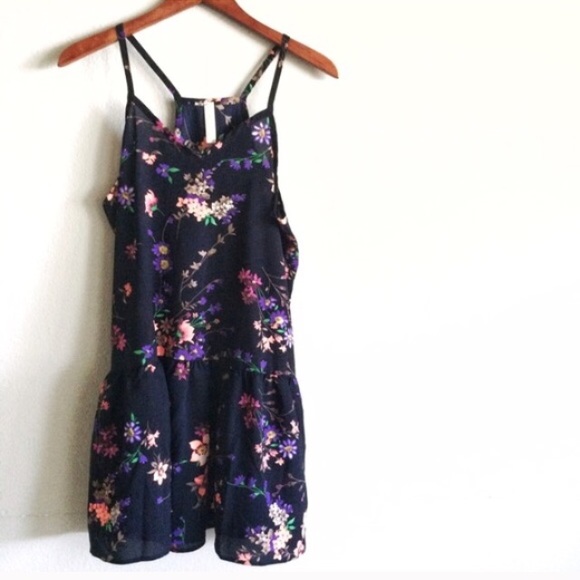 SOLD // floral & navy blue boutique dress 👗 - Picture 2 of 3