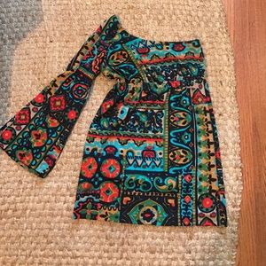 One shoulder bell sleeve dress