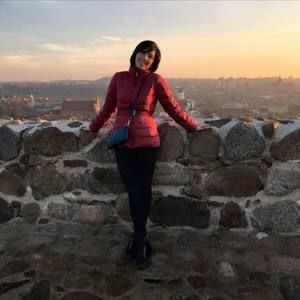 Meet your Posher, Anna