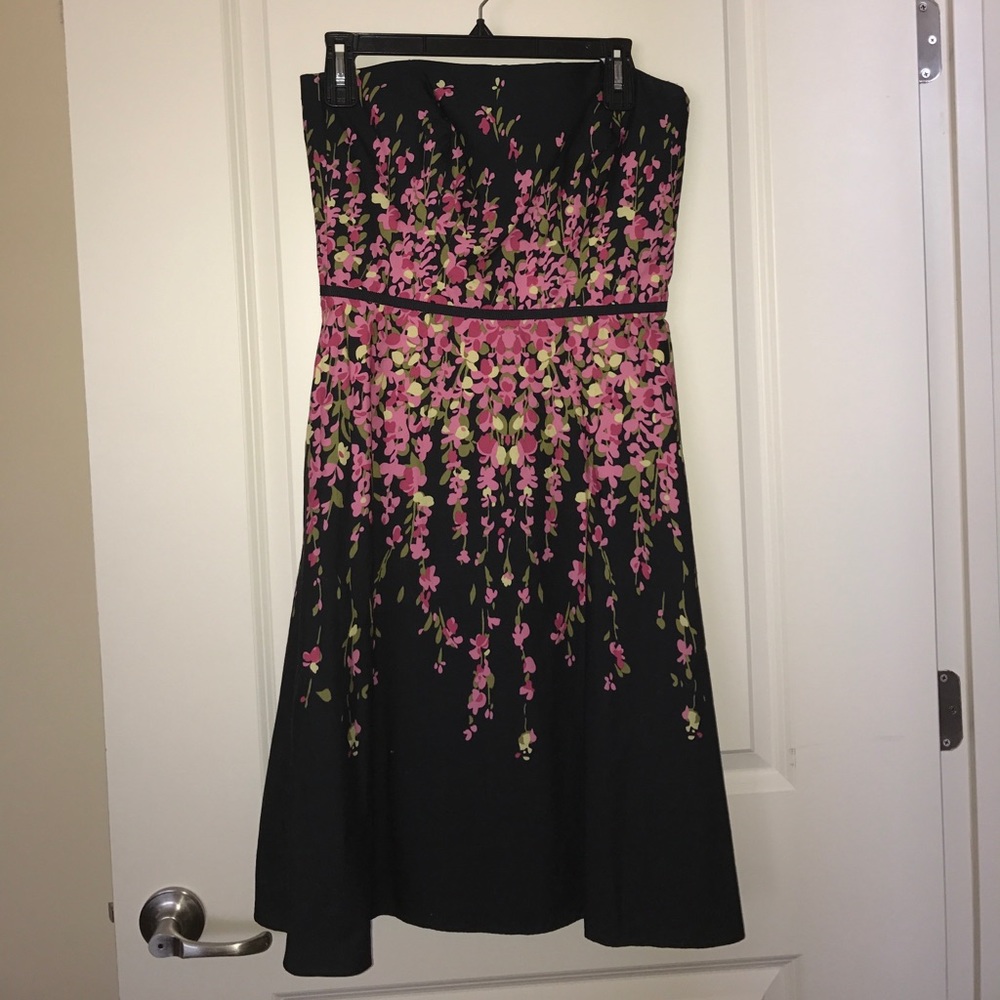 Ann Taylor Loft strapless Dress