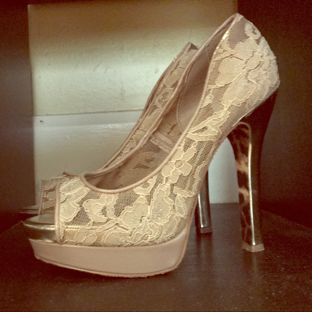 Brand new Betsy Johnson heels