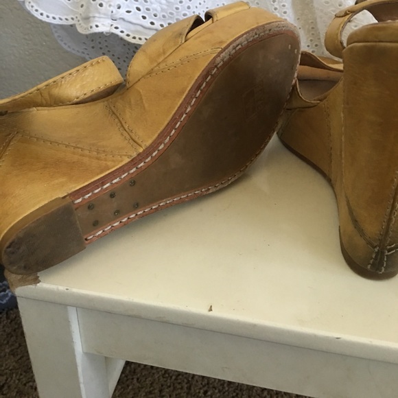 Frye wedges - Picture 4 of 4
