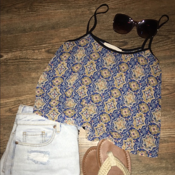 Cute Printed Crop Top - Picture 1 of 1