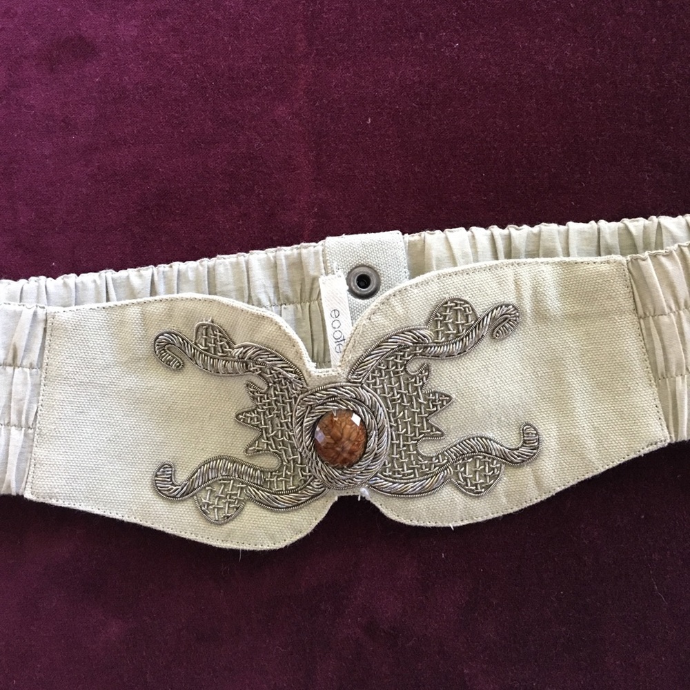 Urban Outfitters belt
