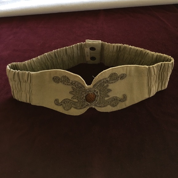 Urban Outfitters belt - Picture 4 of 4