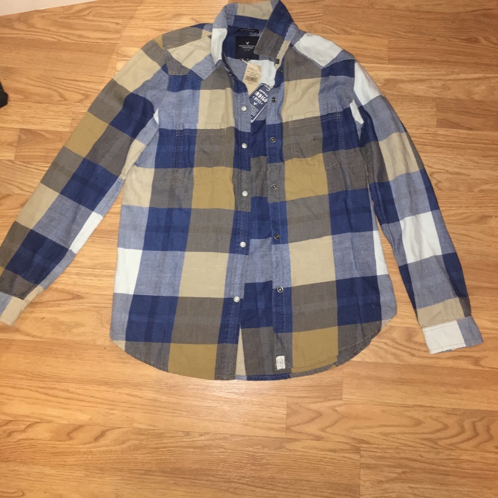 American eagle Plaid shirt size small NWT