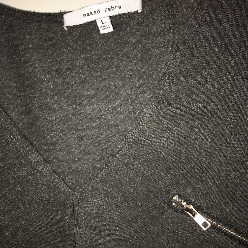 Gray High-Low top! - Picture 4 of 4