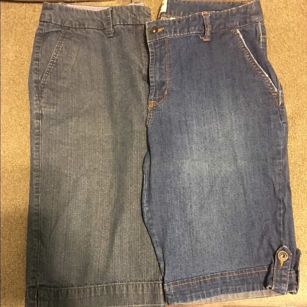2 pairs of Izod jean shorts
