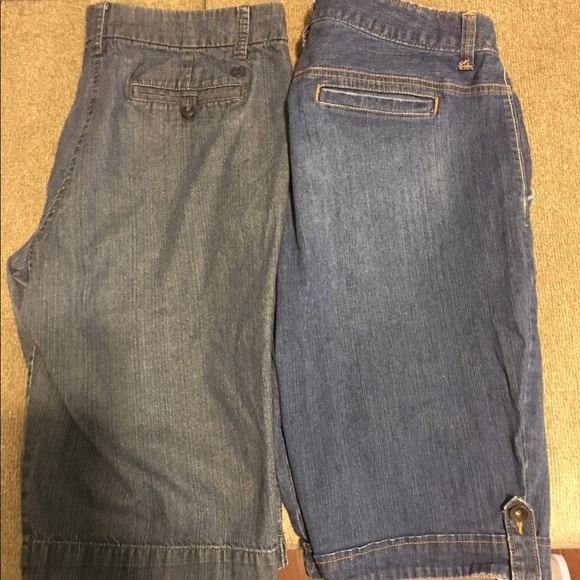 2 pairs of Izod jean shorts - Picture 2 of 2