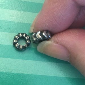 2 Charmed Memories spacers