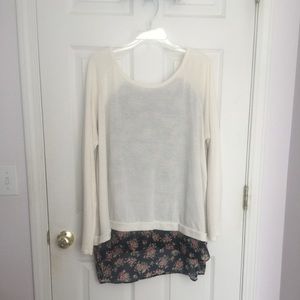 Long sleeve loose blouse