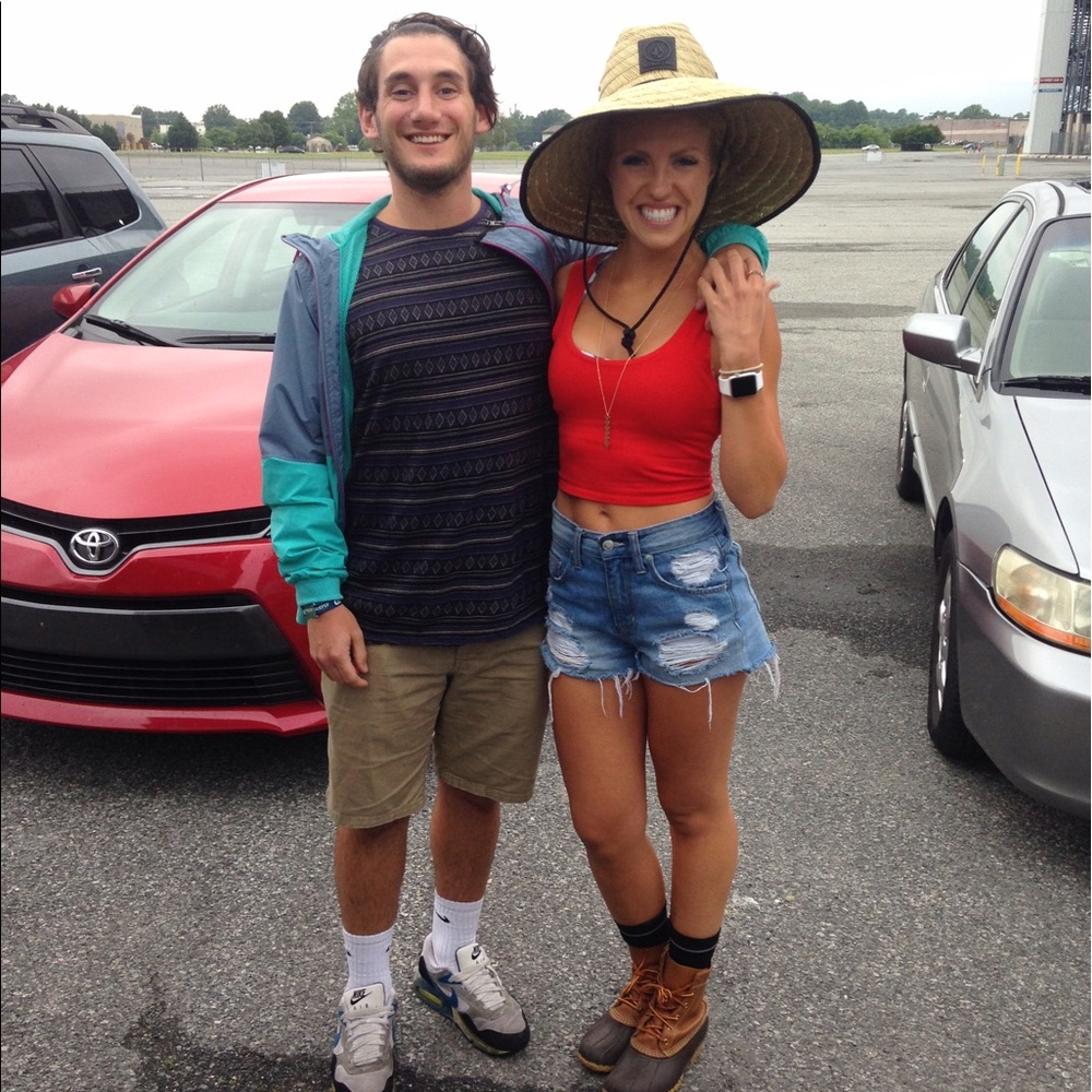 Meet your Posher, Laura