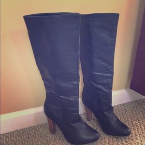 ❌SOLD❌Black high heel boots