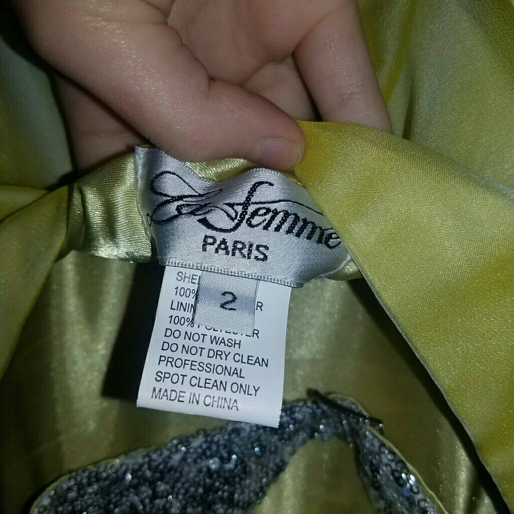 prom dress - Picture 3 of 6