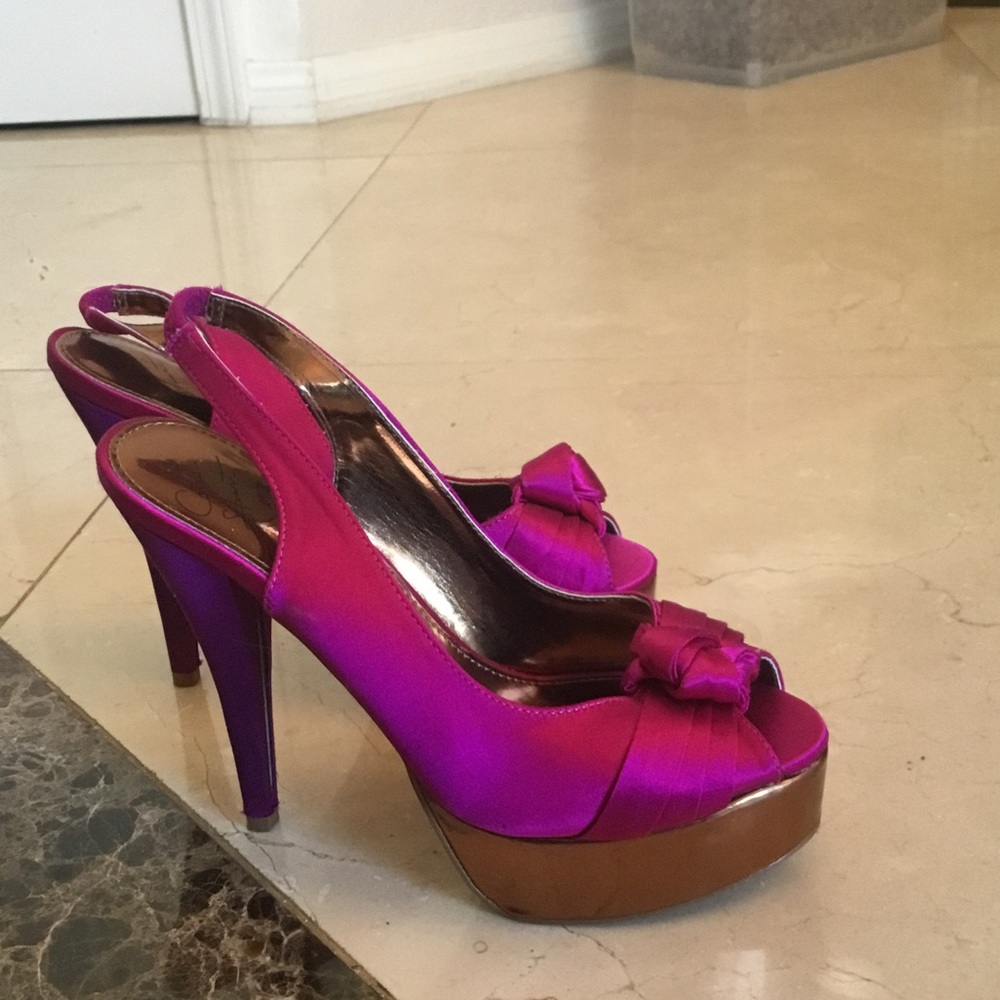 Colin Stuart sling back straps heels