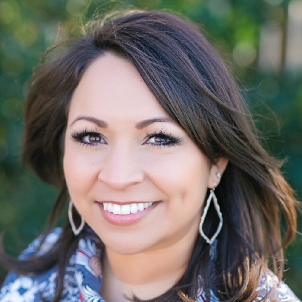 Meet your Posher, Denise