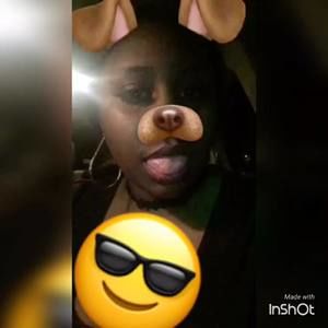 Meet your Posher, Kayla