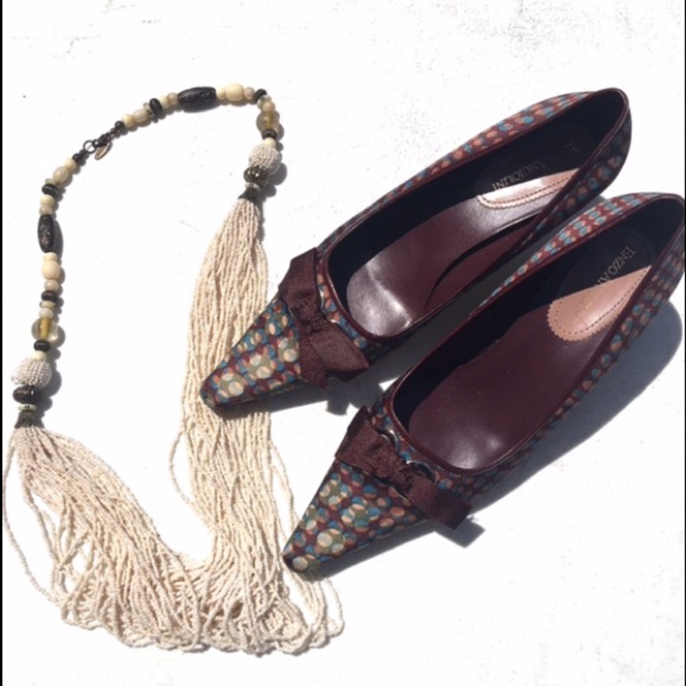 Maroon "Classic" Heel