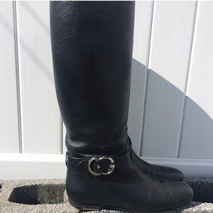 Woman's Authentic Gucci Black Boots