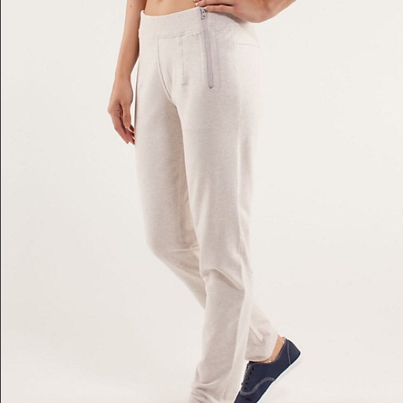 lululemon athletica Pants - 🎉Sale🎉 Lululemon Rejuvenate Pant