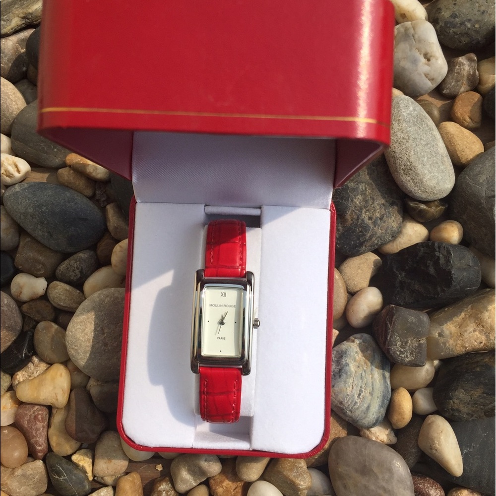 Beautiful watch never worn