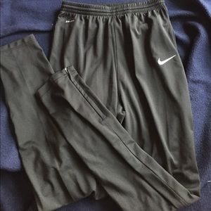 Nike joggers