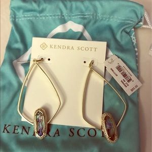 NWT Kendra Scott Ariana