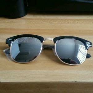 Mens/Womens polarized Wafers