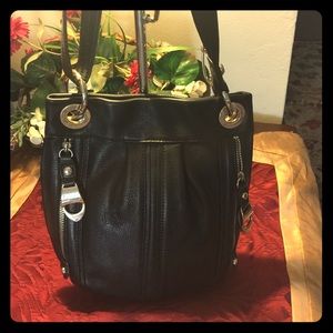 B. MakoWasky  Women Handbag / Shoulder Bag