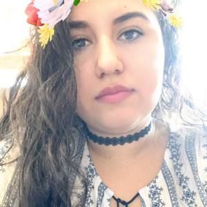 Meet your Posher, Lupita