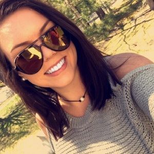 Meet your Posher, Breanna