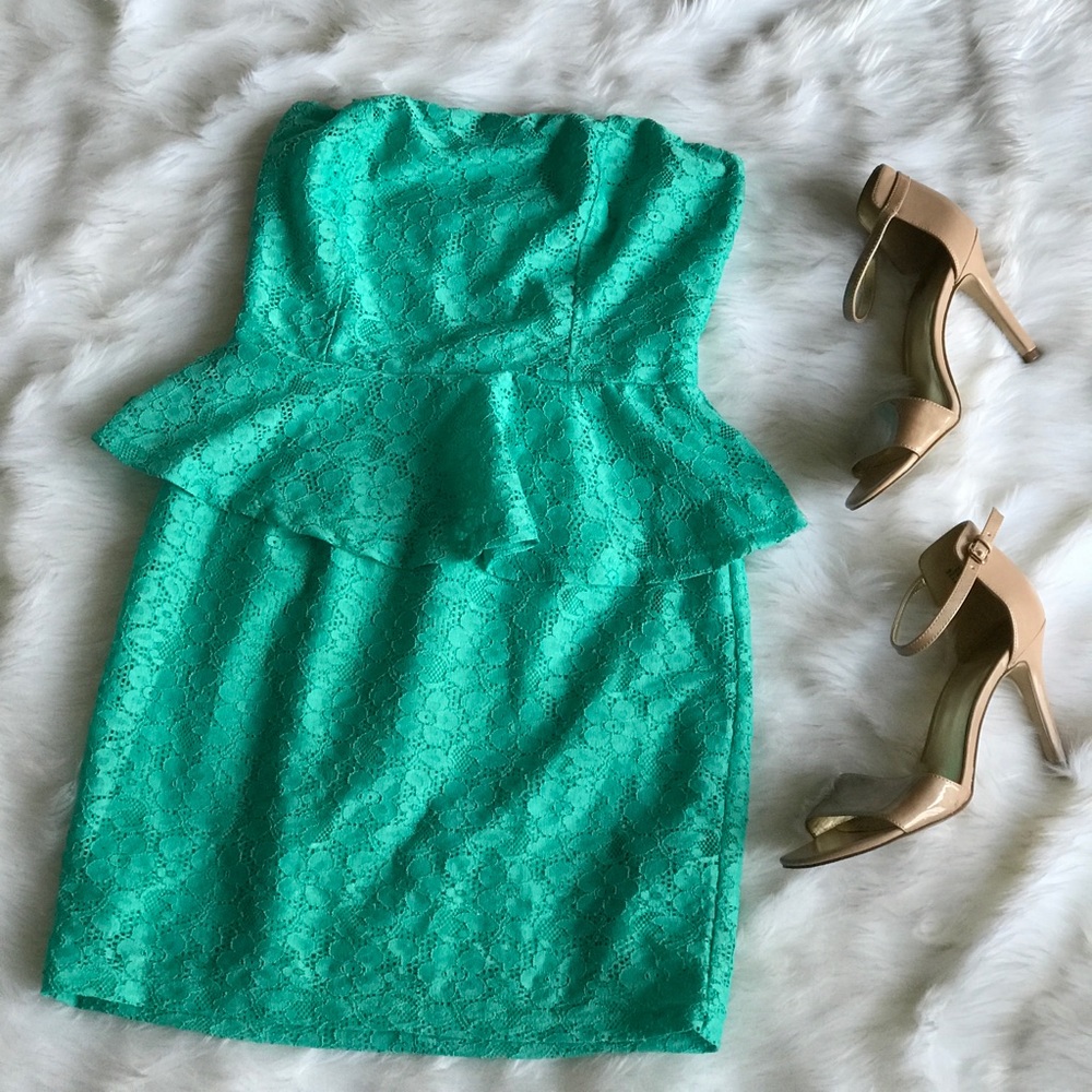 NWT Mint lace peplum dress