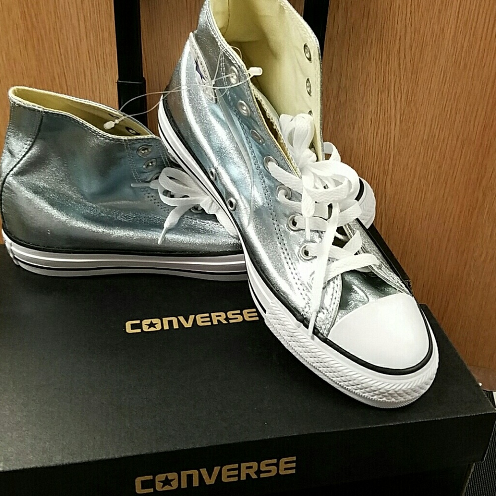 Converse metallic glacier/white boots