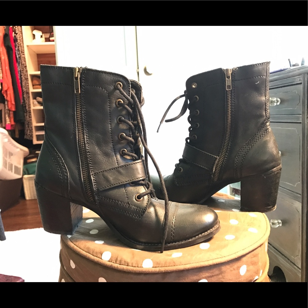 Steve Madden 8.5 black combat heel ankle booties