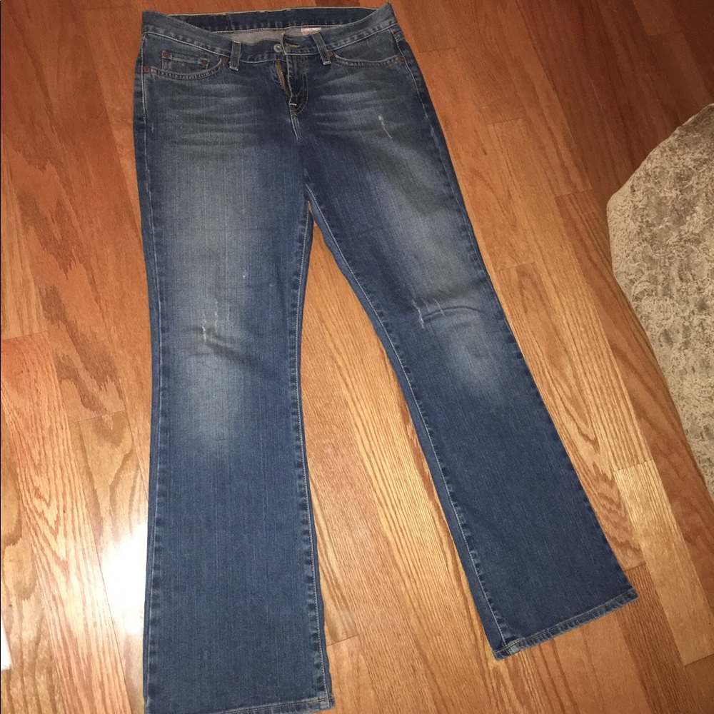 Lucky Jeans!