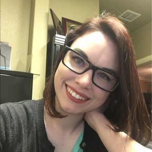 Meet your Posher, Tiffany