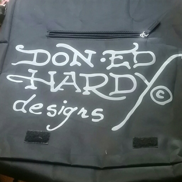 TRADED in BUNDLE - Picture 4 of 6