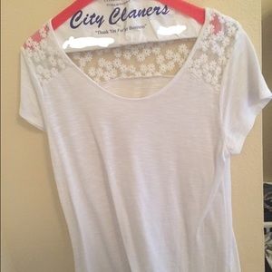 Lace detailed simple white shirt