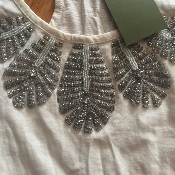 Cream tank top - Picture 2 of 2