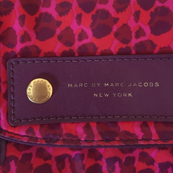 Marc by Marc Jacobs Animal Print Nylon Natasha Bag - Picture 5 of 6