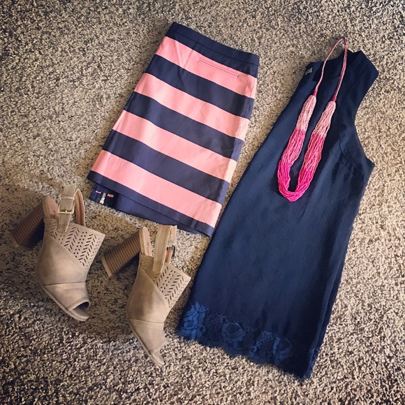 GAP Dresses & Skirts - ☀️BOGO☀️ GAP Striped Preppy Skirt