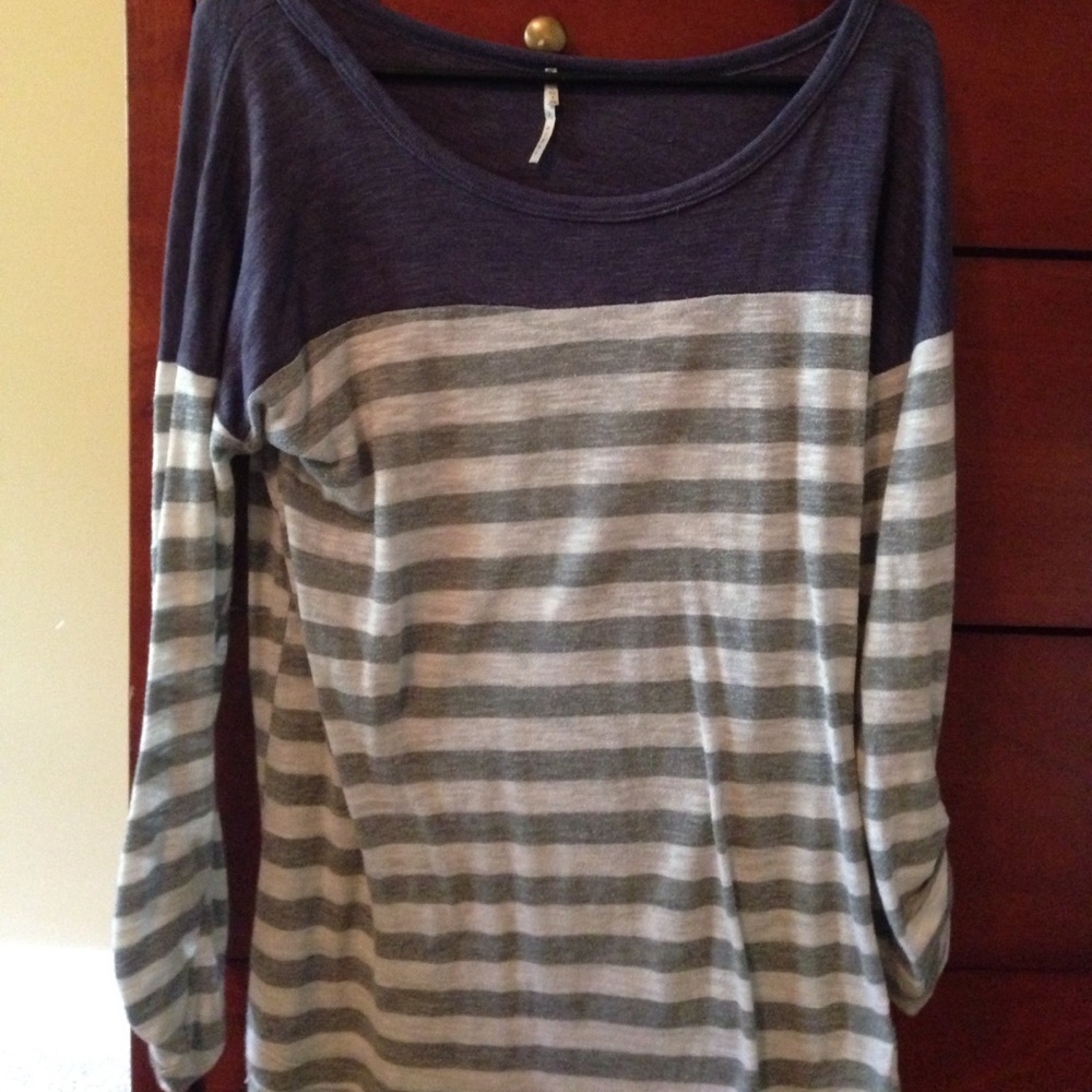 Striped 3/4 length sleeve tee