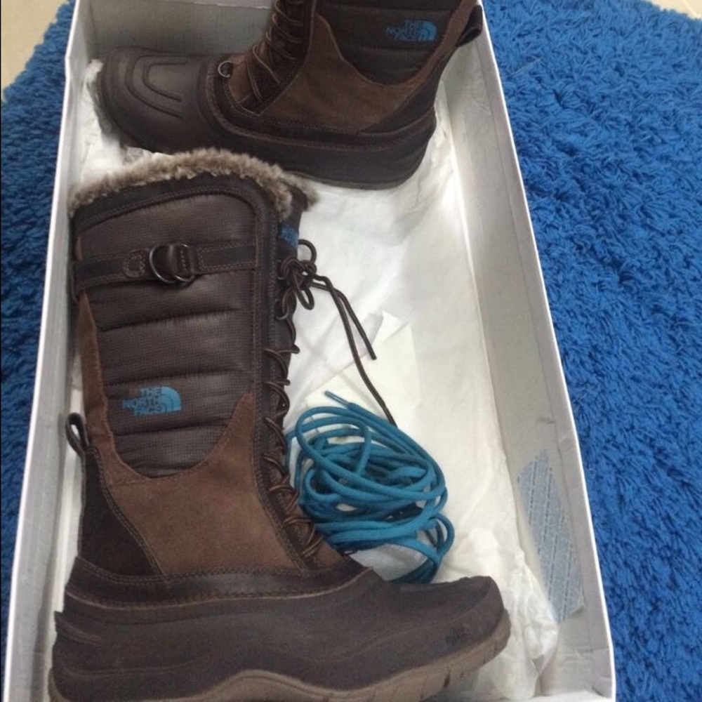 Snow Boots