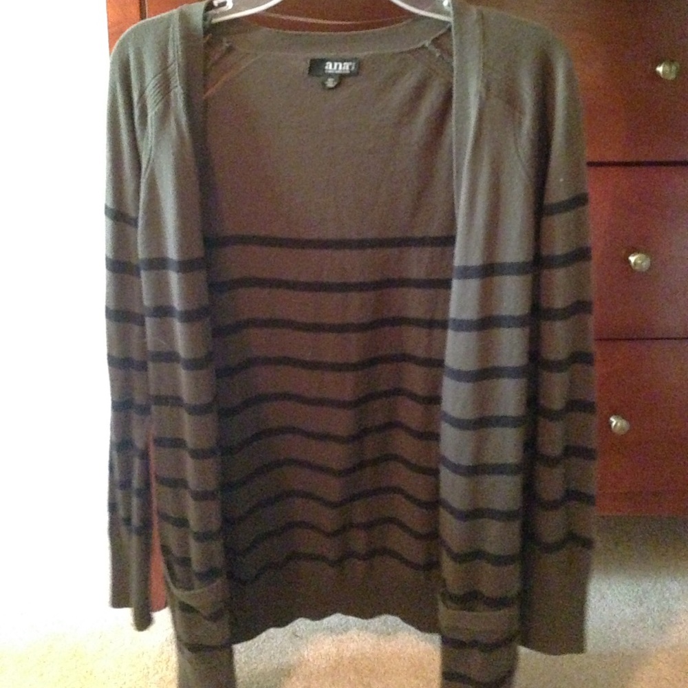 Long sleeve cardigan