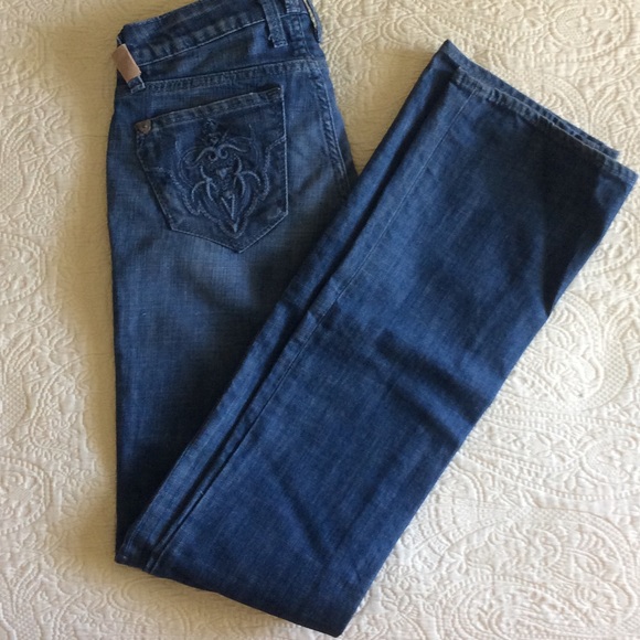 Jeans - Picture 2 of 4