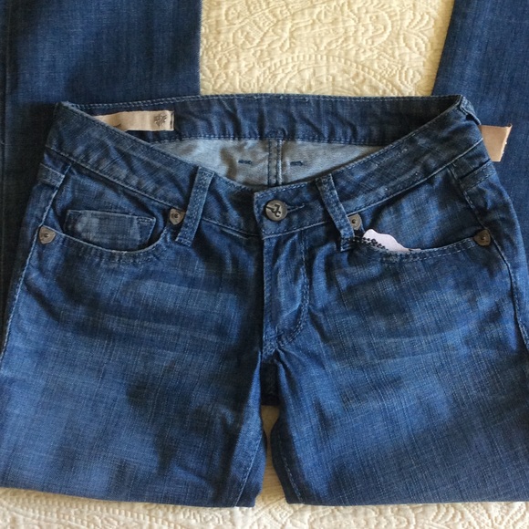 Jeans - Picture 3 of 4