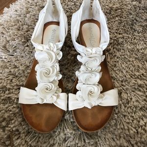 White Rose Strapy Low Wedge Heel