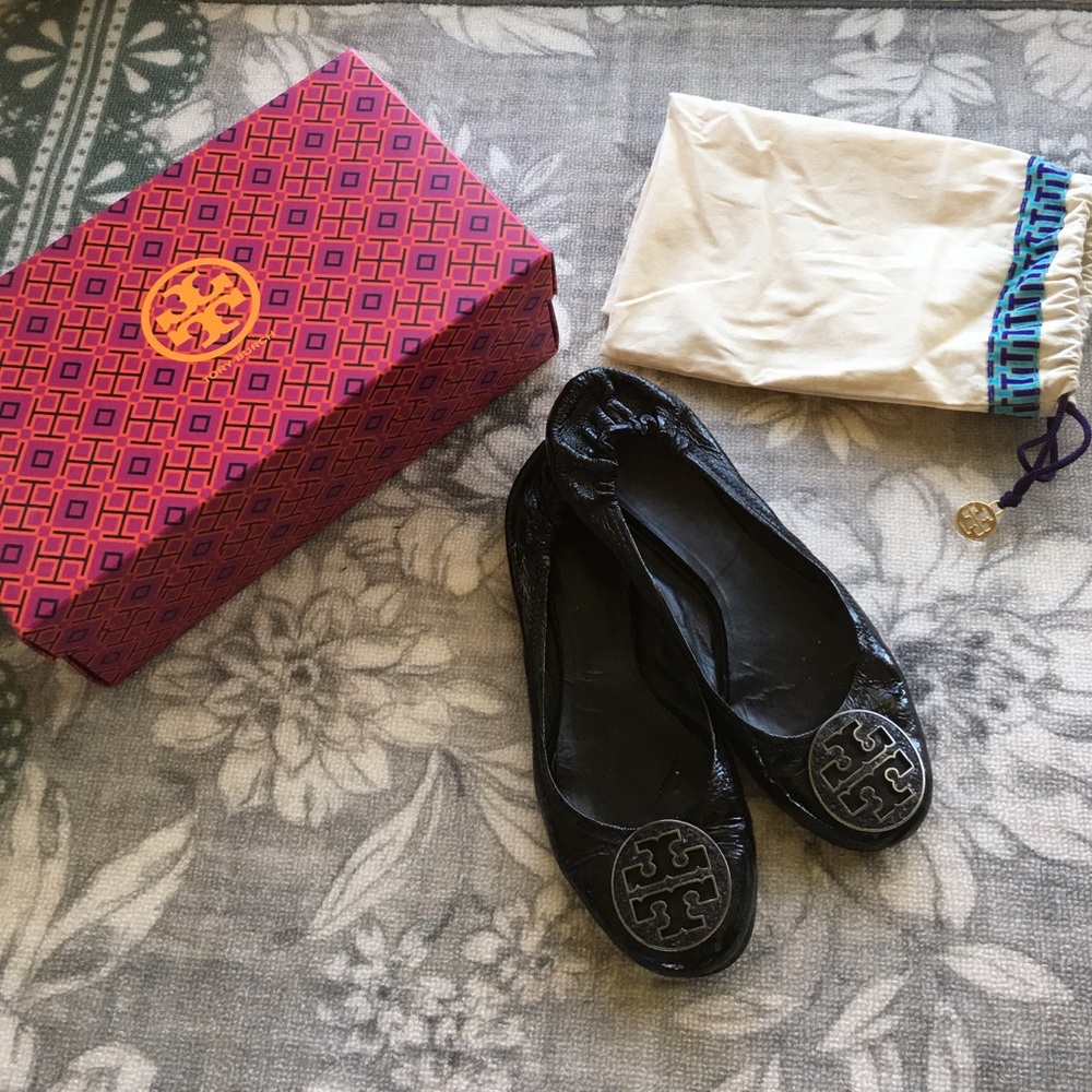 Tory Burch "Reva" ballet flats ; black sequin