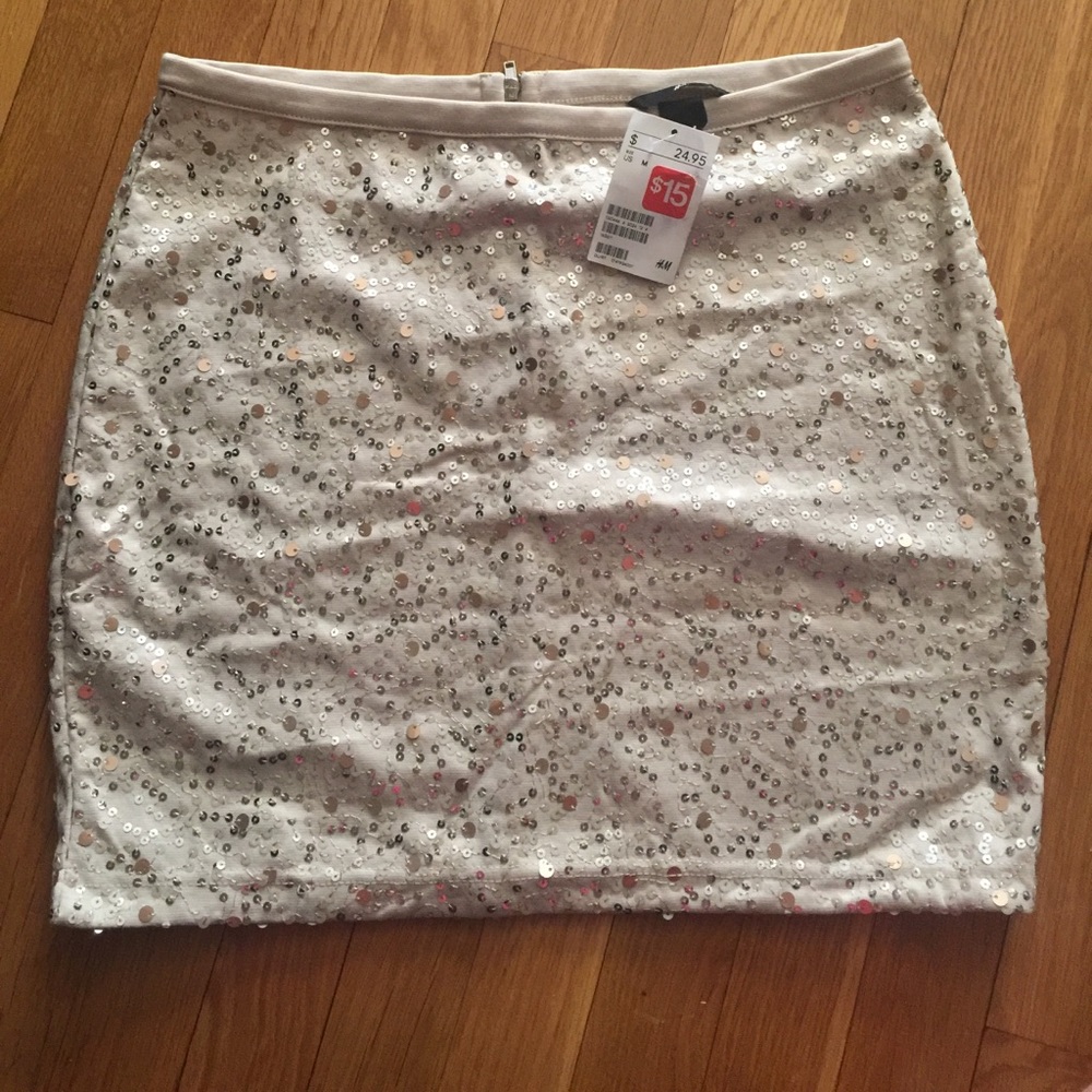 Sequined mini skirt